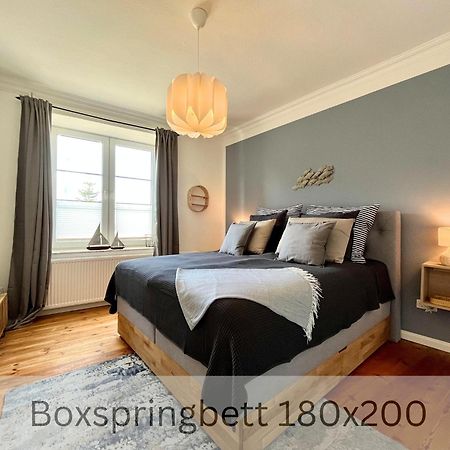 Apartment Meeresbrise Mit Balkon Husum  Exterior foto